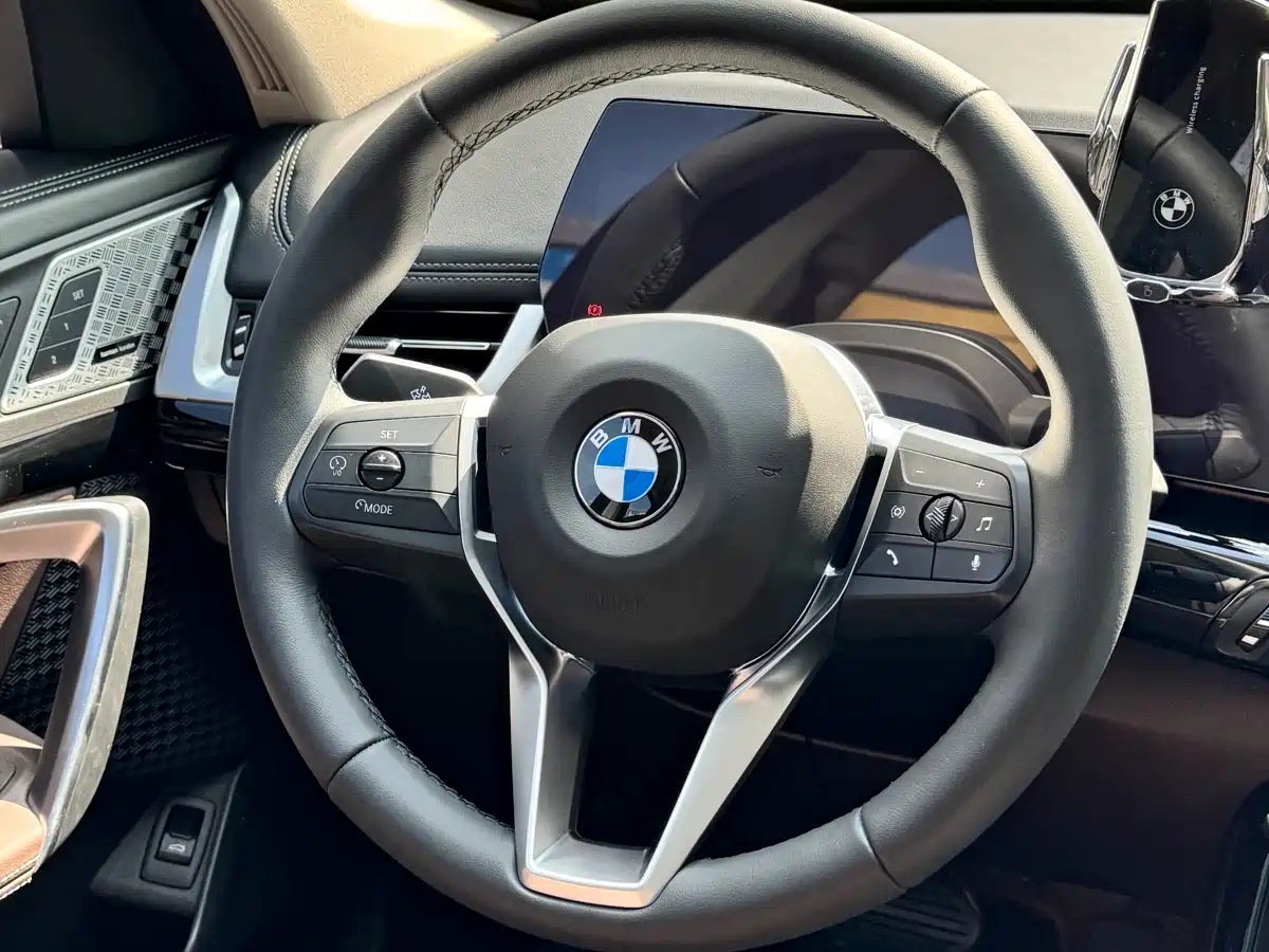BMW X1 2024 sDrive25Li X Design Package фото 13