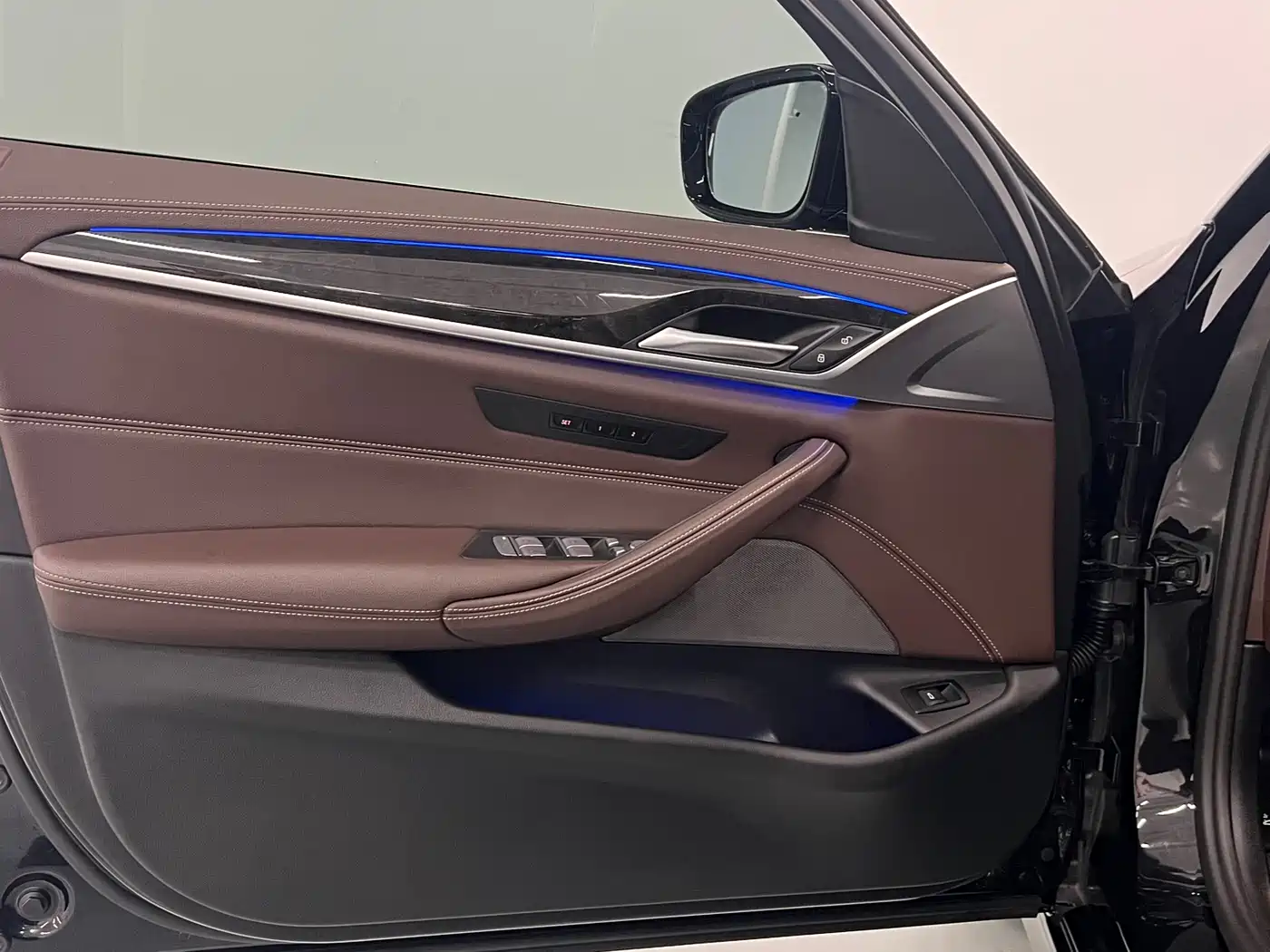 BMW 5 Series 2022 525Li Luxury Package фото 14