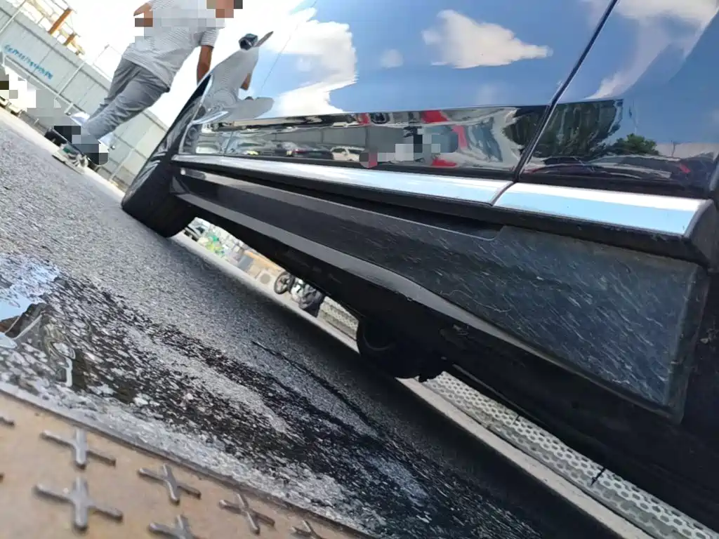Фото 2 - Audi A8