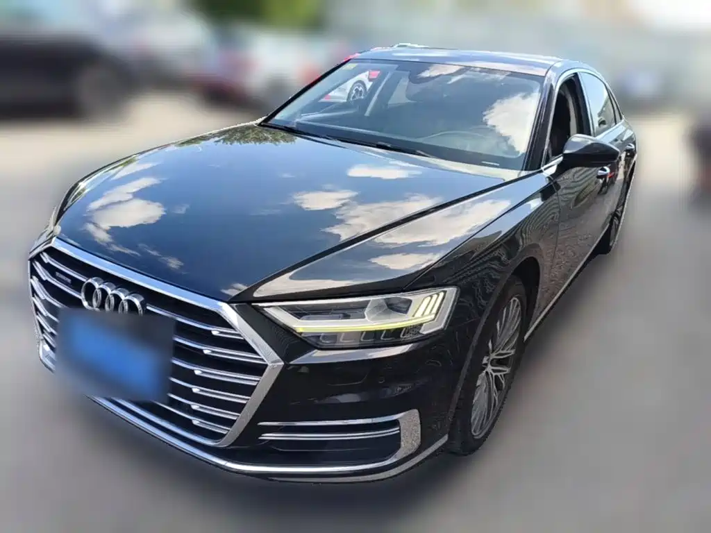 Фото 3 - Audi A8