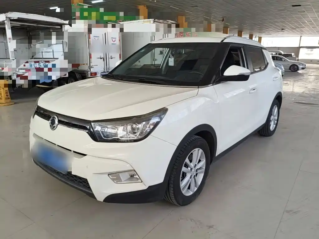 SsangYong Tivoli 2017 2015 1.6L Automatic 2WD Fashion Edition