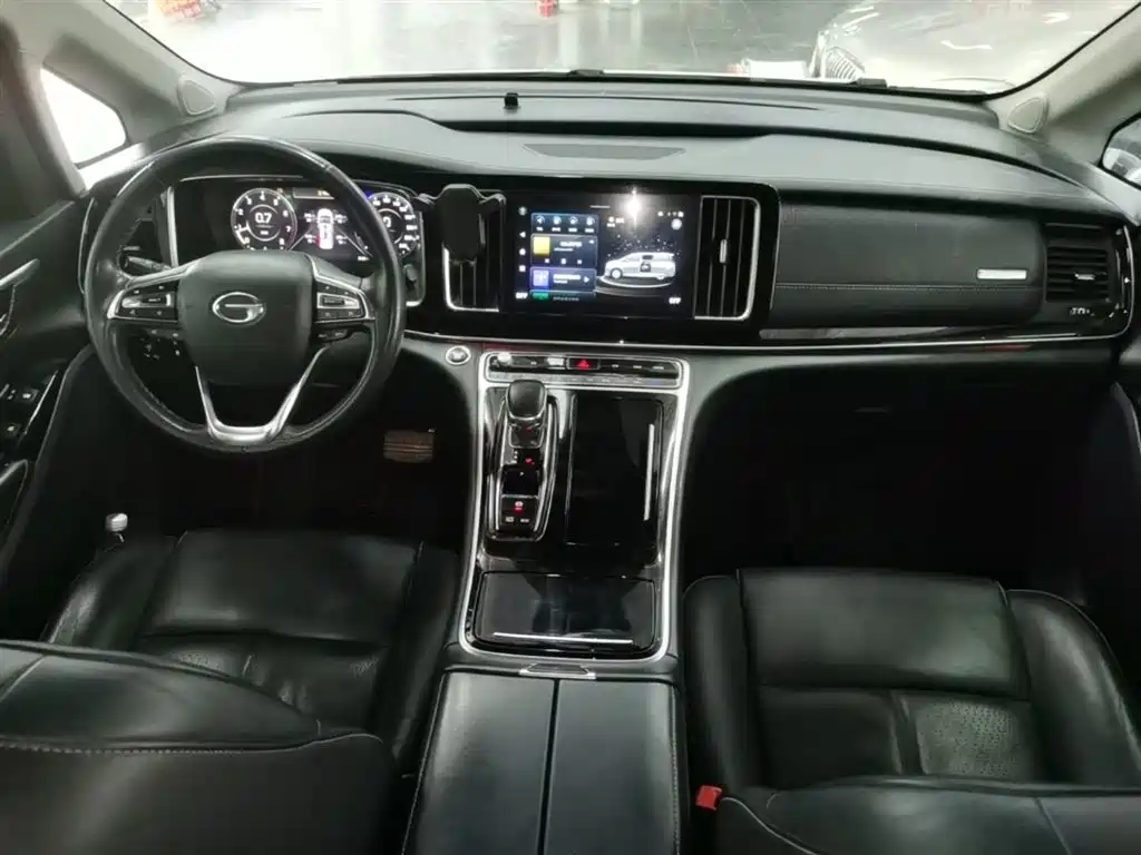 GAC Trumpchi Trumpchi M8 2021 Leading Show Series 390T Ultimate Edition фото 10