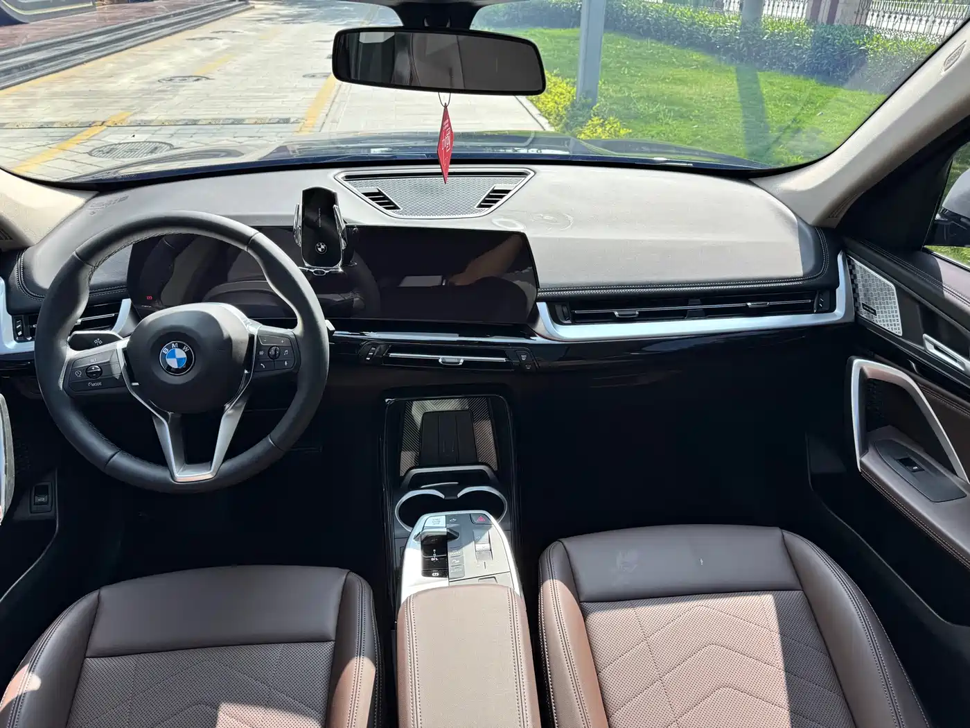 BMW X1 2024 sDrive25Li X Design Package фото 12