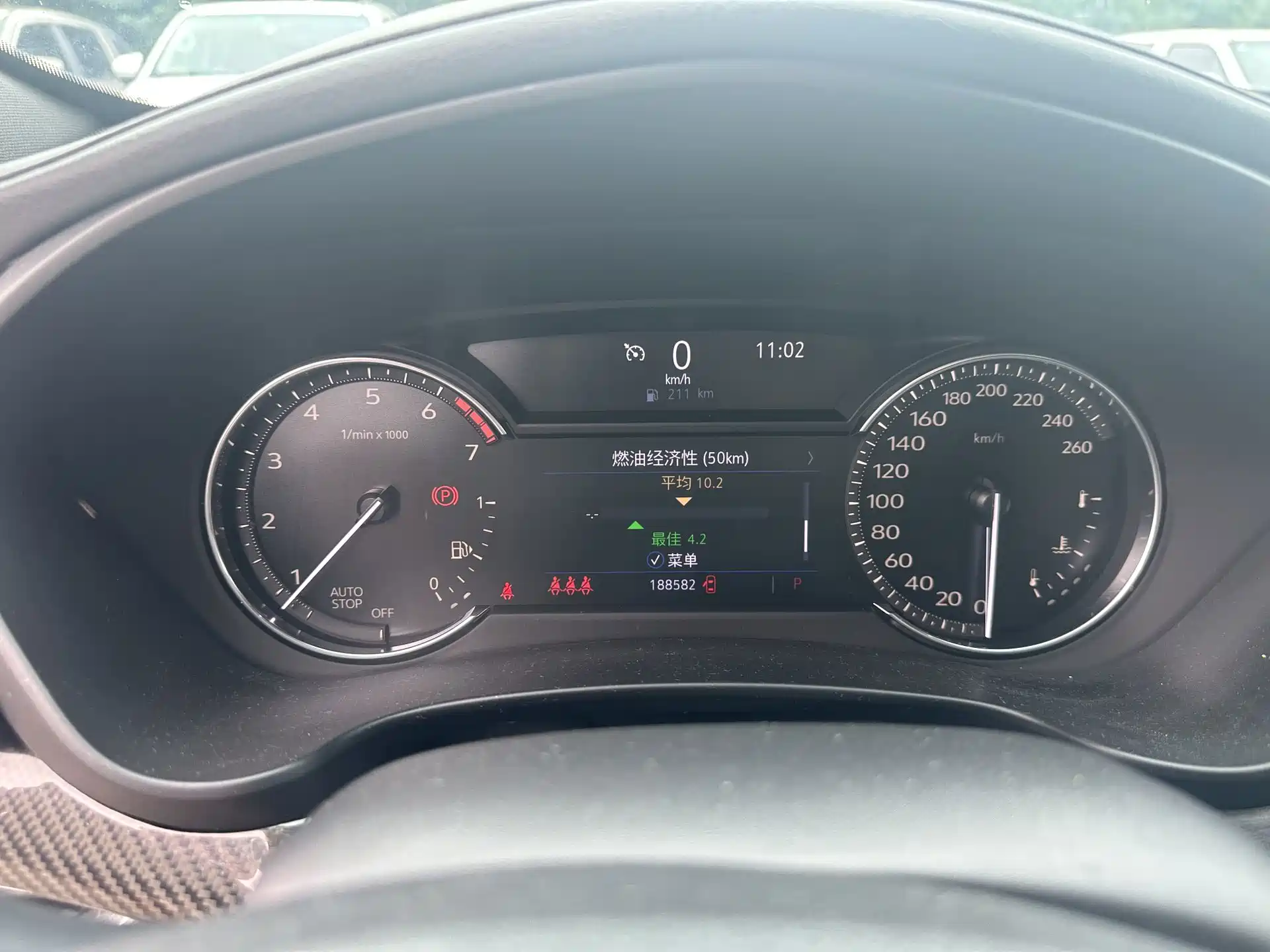 Фото 8 - Cadillac XT4