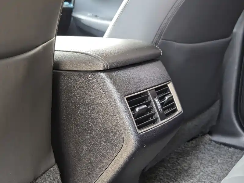 Фото 16 - Lexus NX