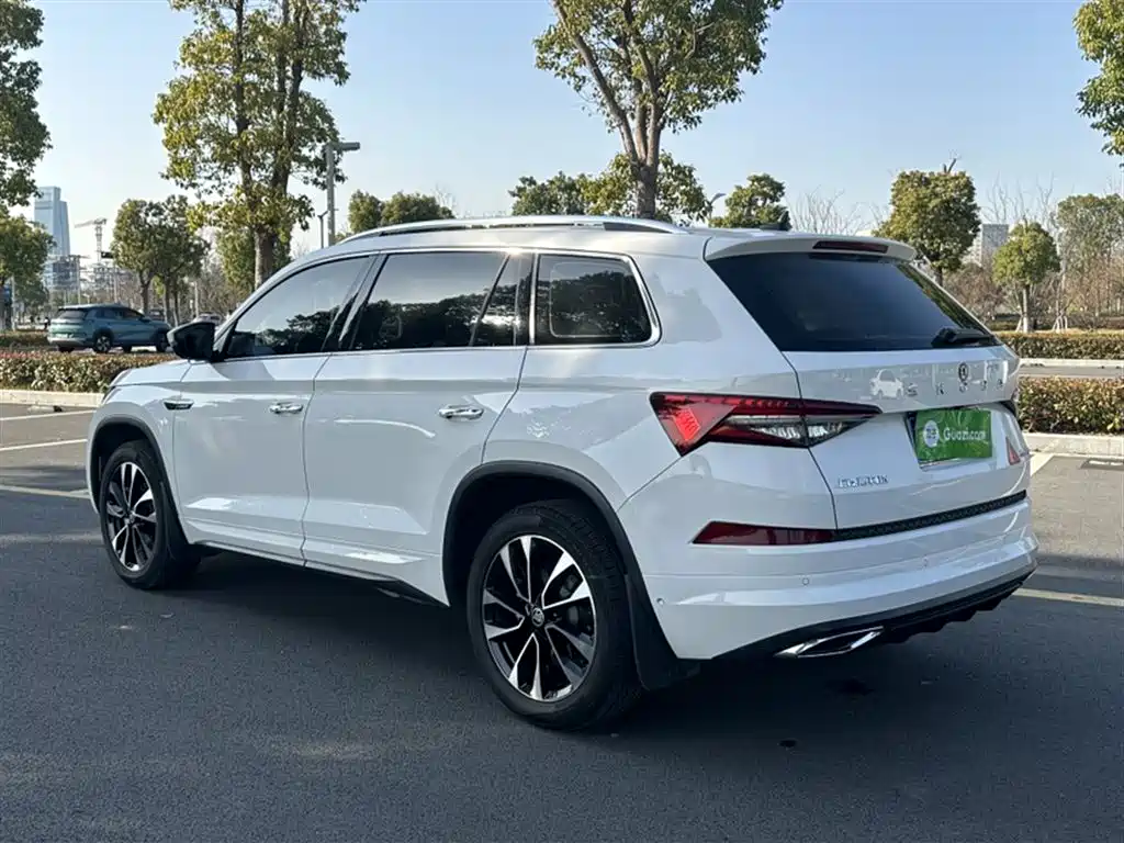 Škoda Kodiaq 2022 TSI330 7-Seater FWD Luxury Edition фото 15