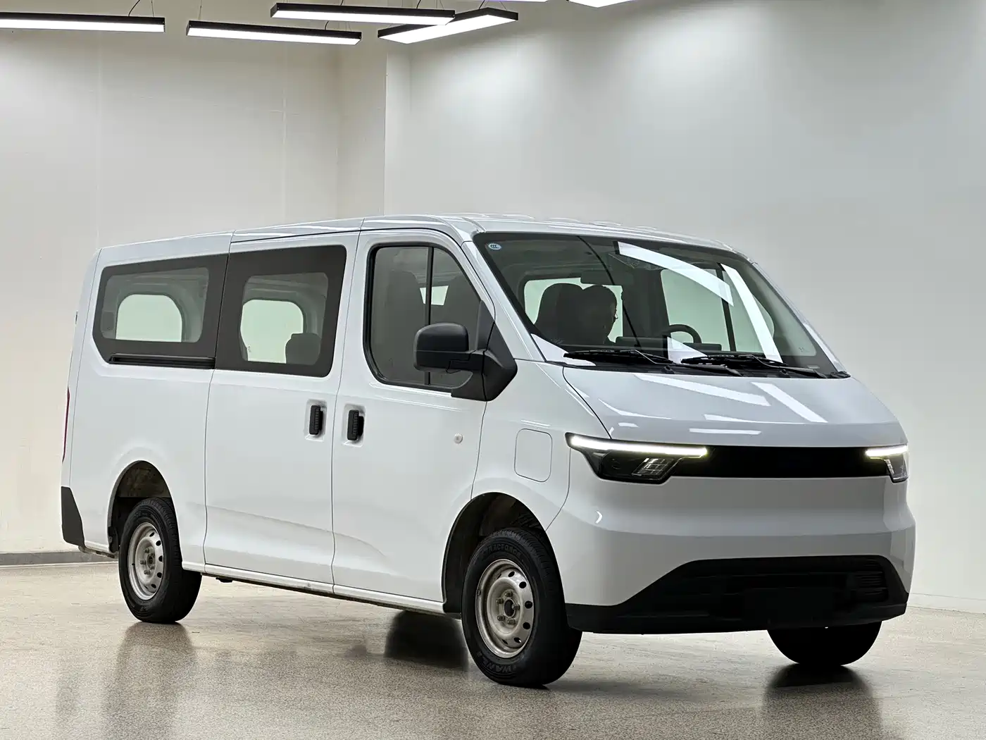 Jiangling E-Fushun 2025 2025 Clear Window Version 41.86kWh Short Wheelbase Low Roof
