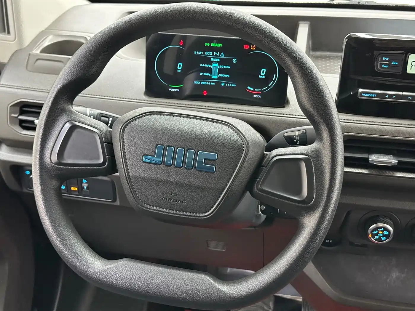 Jiangling E-Fushun 2025 2025 Clear Window Version 41.86kWh Short Wheelbase Low Roof
