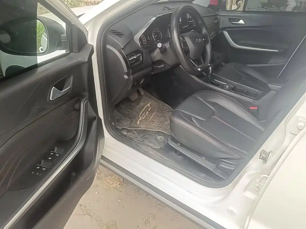 Chery Tiggo 3x 2021 2021 Diamond Edition 1.5L CVT 3-Carat