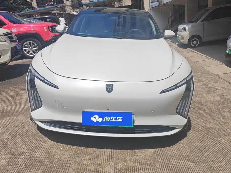 Dongfeng Fengxing Stellar S7 2025 2024 555 Luxury Edition