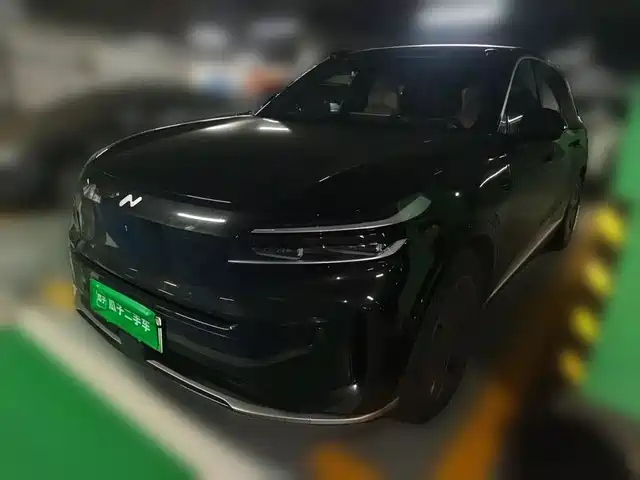 Onvo L90 Ultra, 6 мест