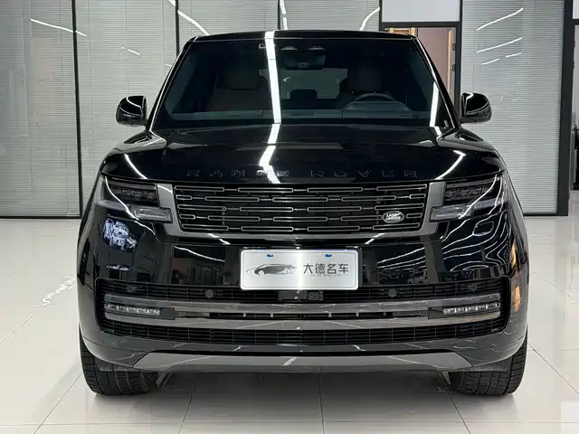 Land Rover Range Rover 2023 3.0 L6 360PS Golden Age Edition