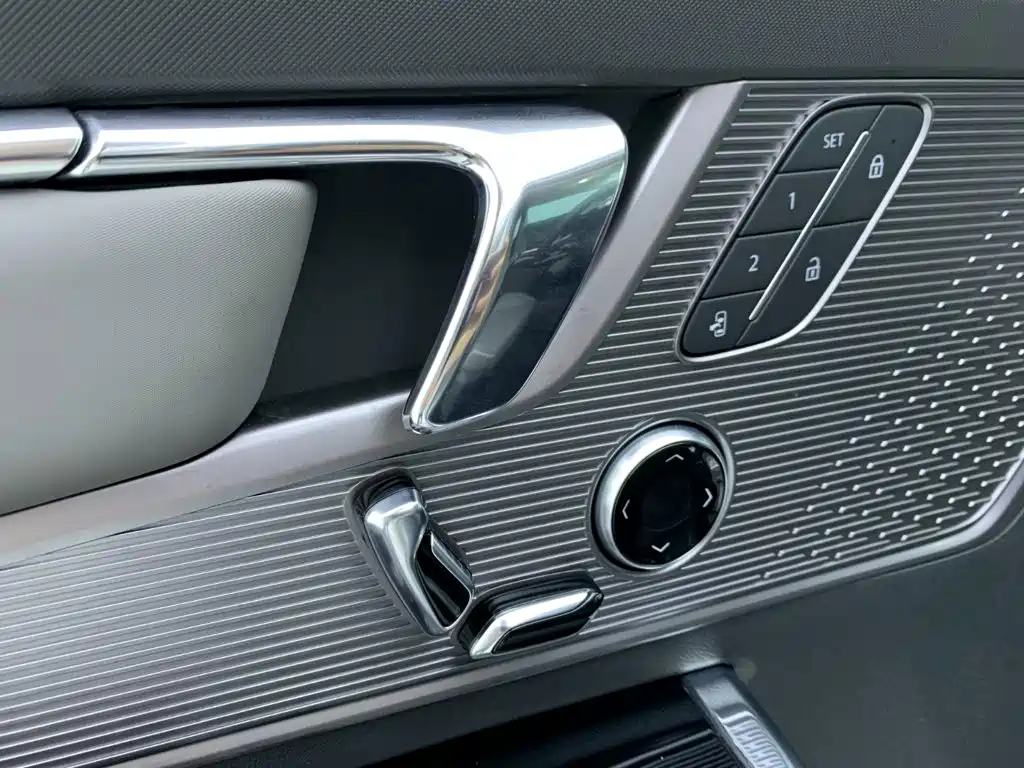 Buick E5 2024 2023 Premium Standard Range Edition