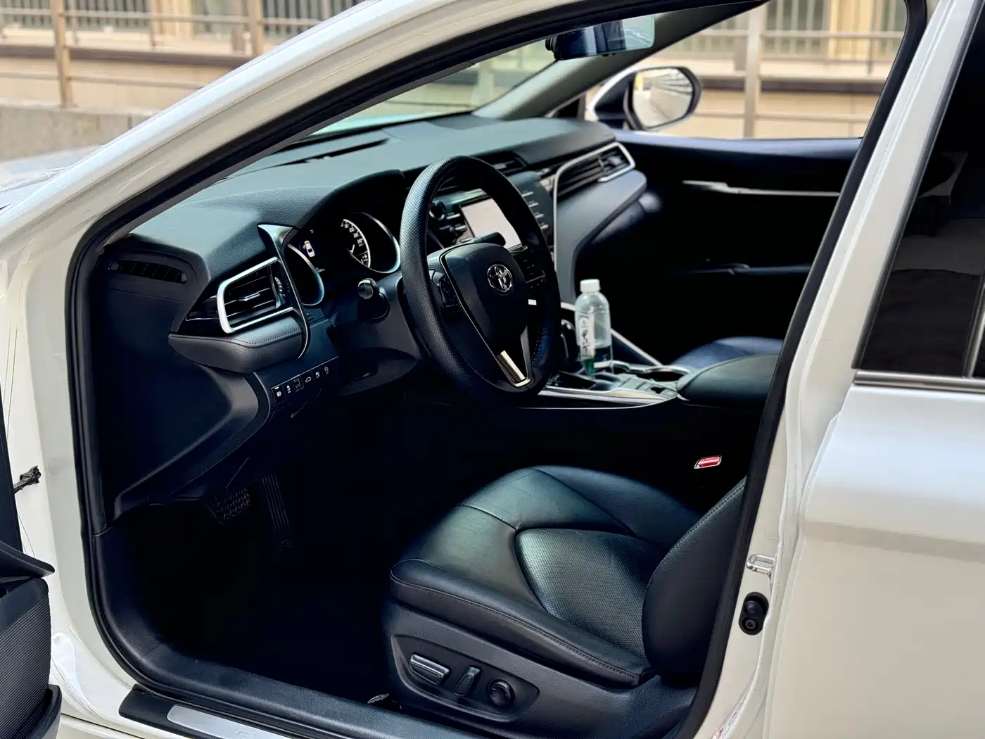 Toyota Camry 2018 2.0G Luxury Edition фото 7