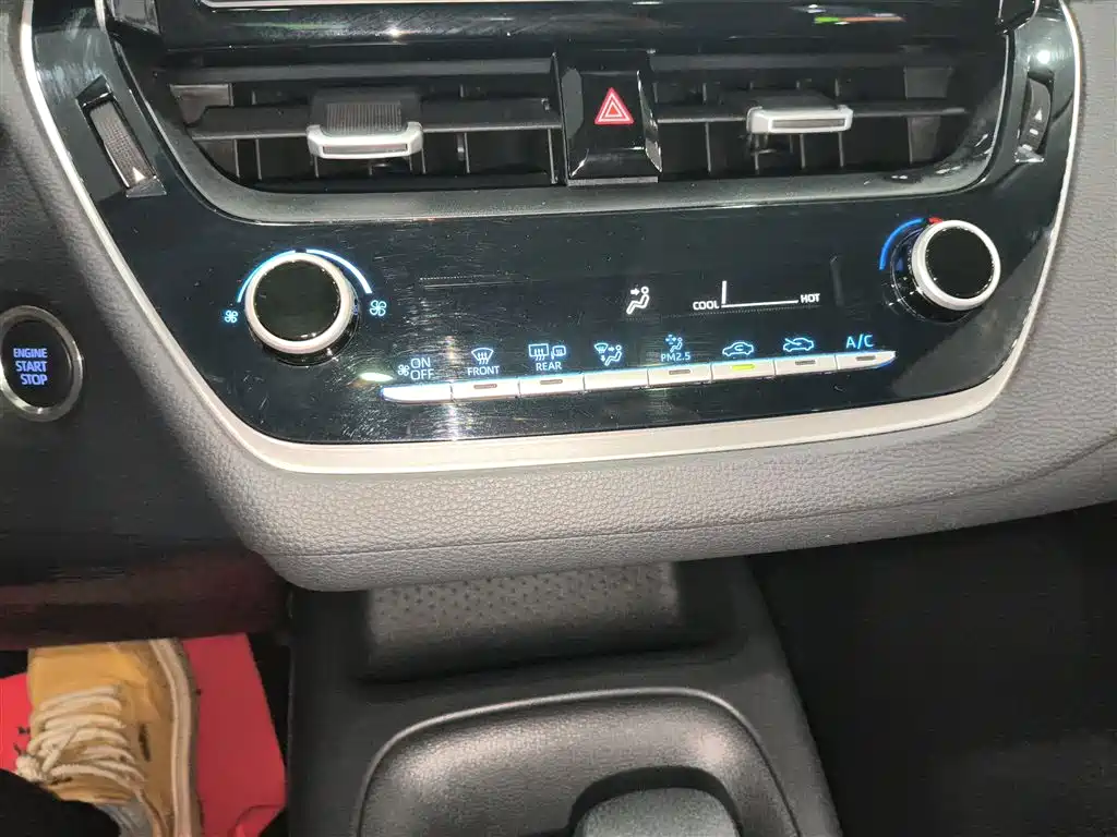 Toyota Corolla 2019 1.2T S-CVT GL-i Elite Edition фото 9
