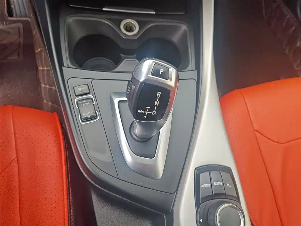 BMW 1 Series (Import) 2013 Facelift 116i Leading Model фото 14