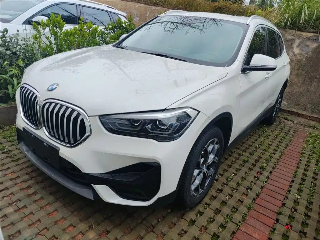 BMW X1 2021 sDrive25Li Leading