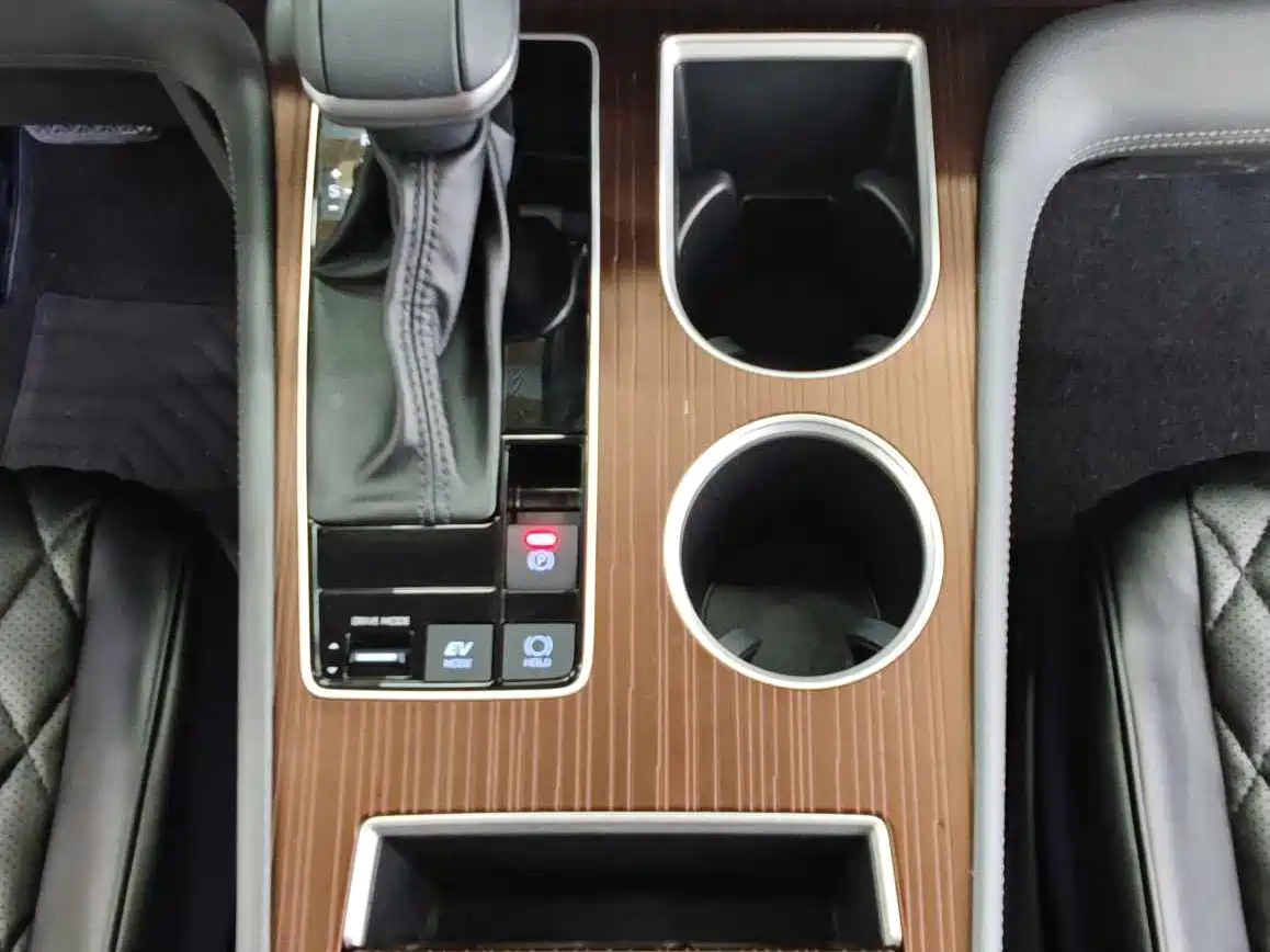 Фото 20 - Toyota Sienna
