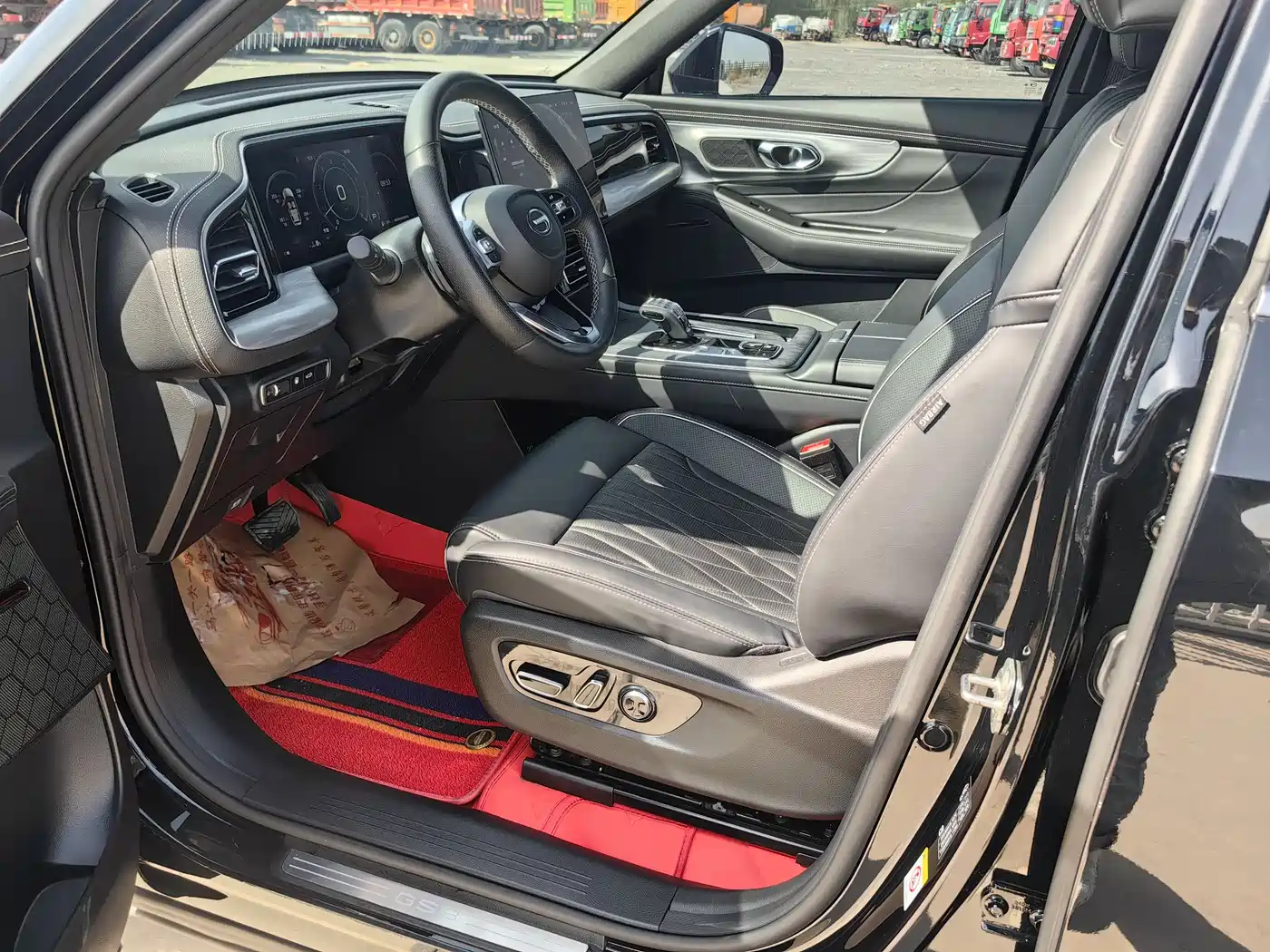 GAC Trumpchi Trumpchi GS8 2024 Navigator Series 2.0TGDI 2WD Luxury Smart Connect Edition фото 8