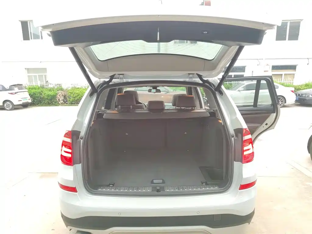 BMW X3 (Import) 2014 xDrive20i X Design Package фото 19