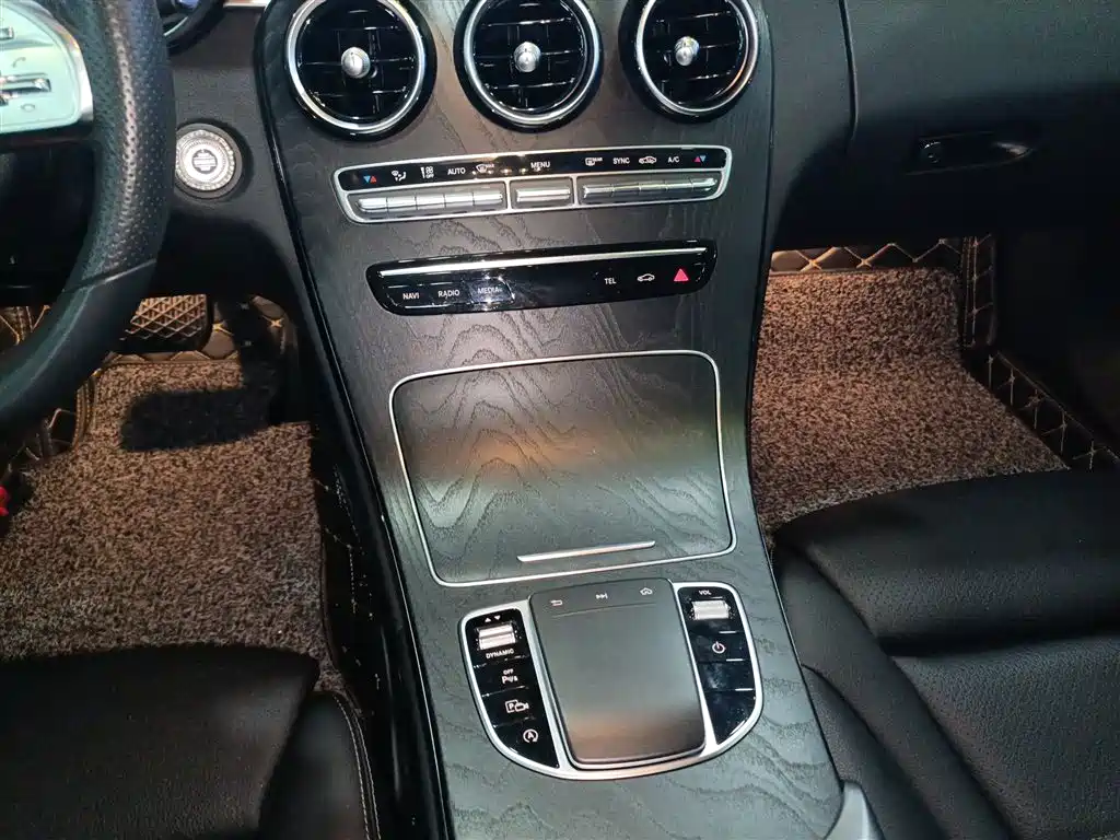 MERCEDES-BENZ CLASS C