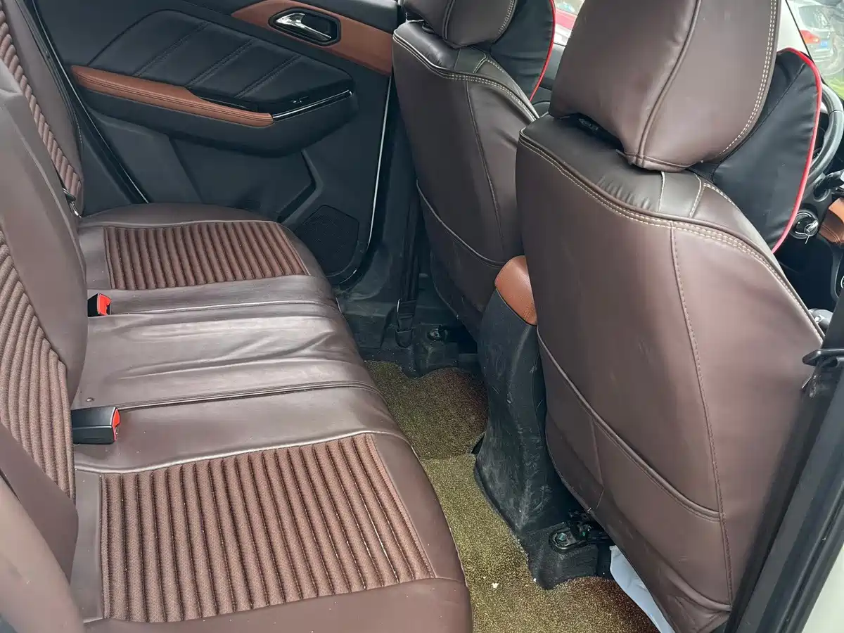 BAIC Senova X35 2017 2016 1.5L Automatic Luxury Edition
