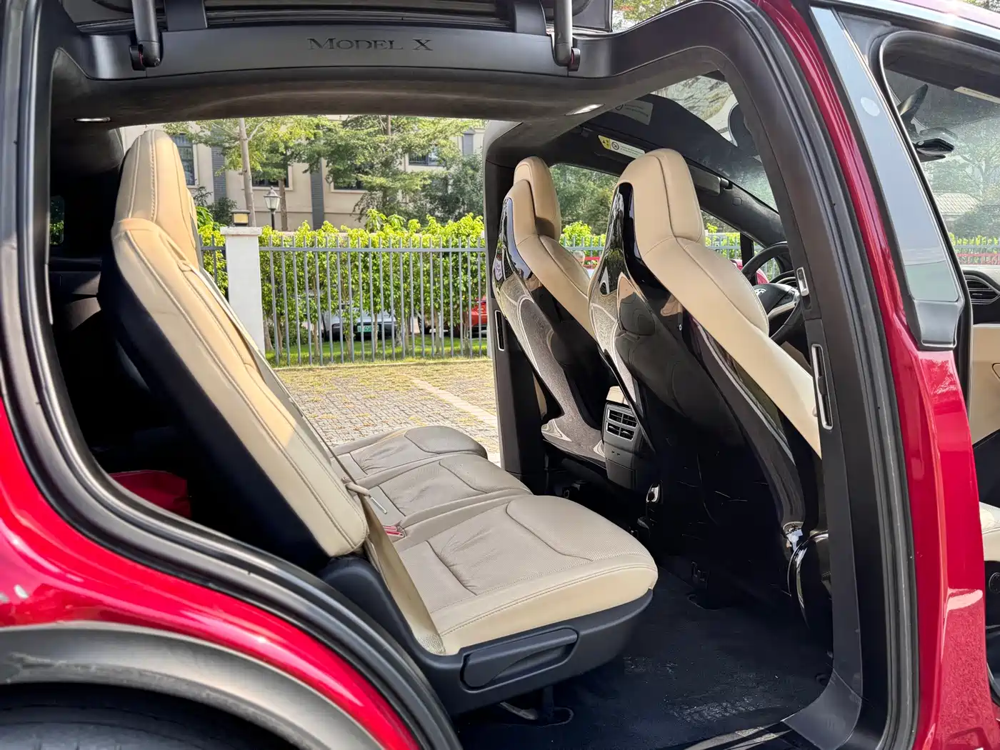 Фото 22 - Tesla Model X
