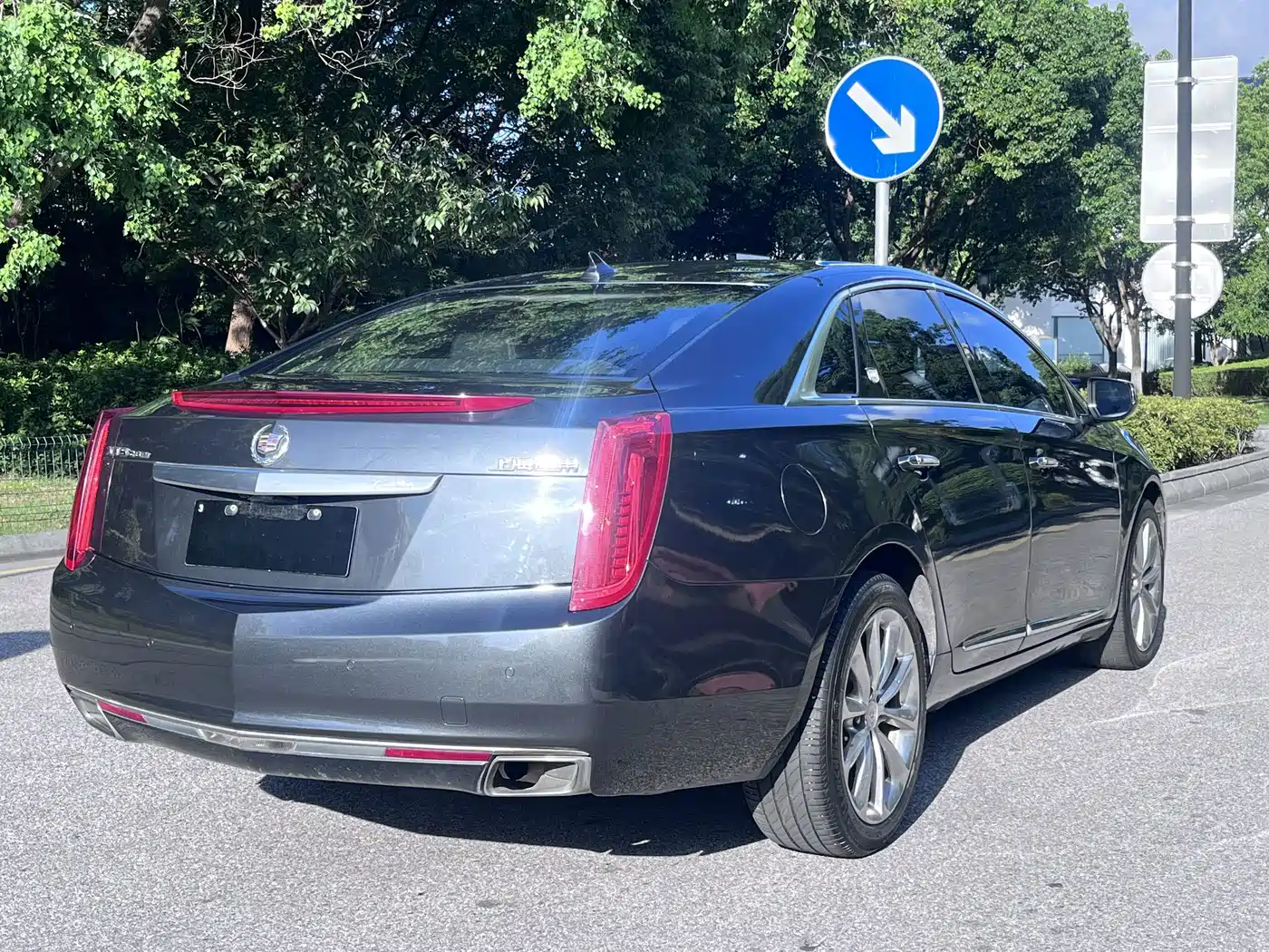 Cadillac XTS 2014 2014 28T Platinum Edition