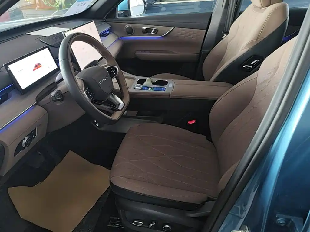 Chery Tiggo 8 PLUS C-DM 2024 2025 1.5T 116km Premium 5-Seater