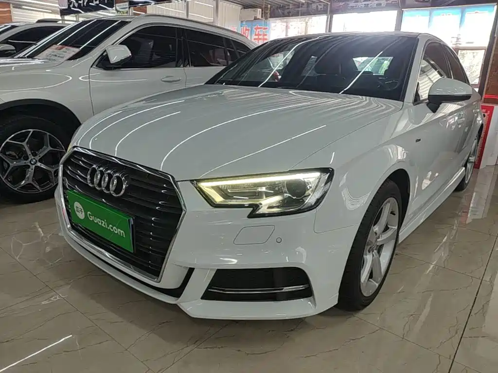 Фото 2 - Audi A3