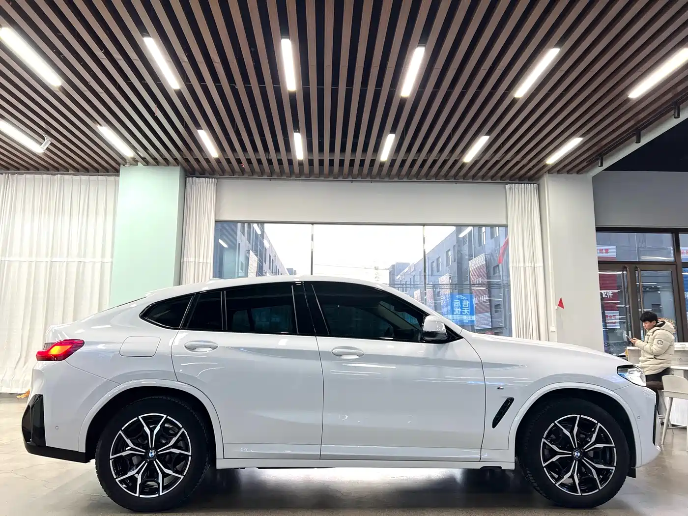 BMW X4 2022 xDrive 25i M Sport Package фото 17