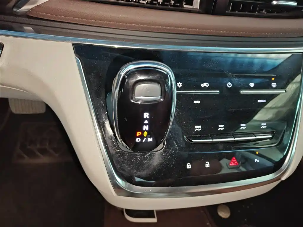 Buick GL8 2023 Model Land Business Class Comfort фото 6