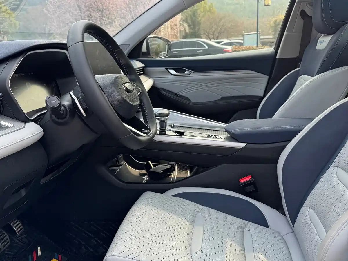 GEELY AUTOMOBILE XINGRUI