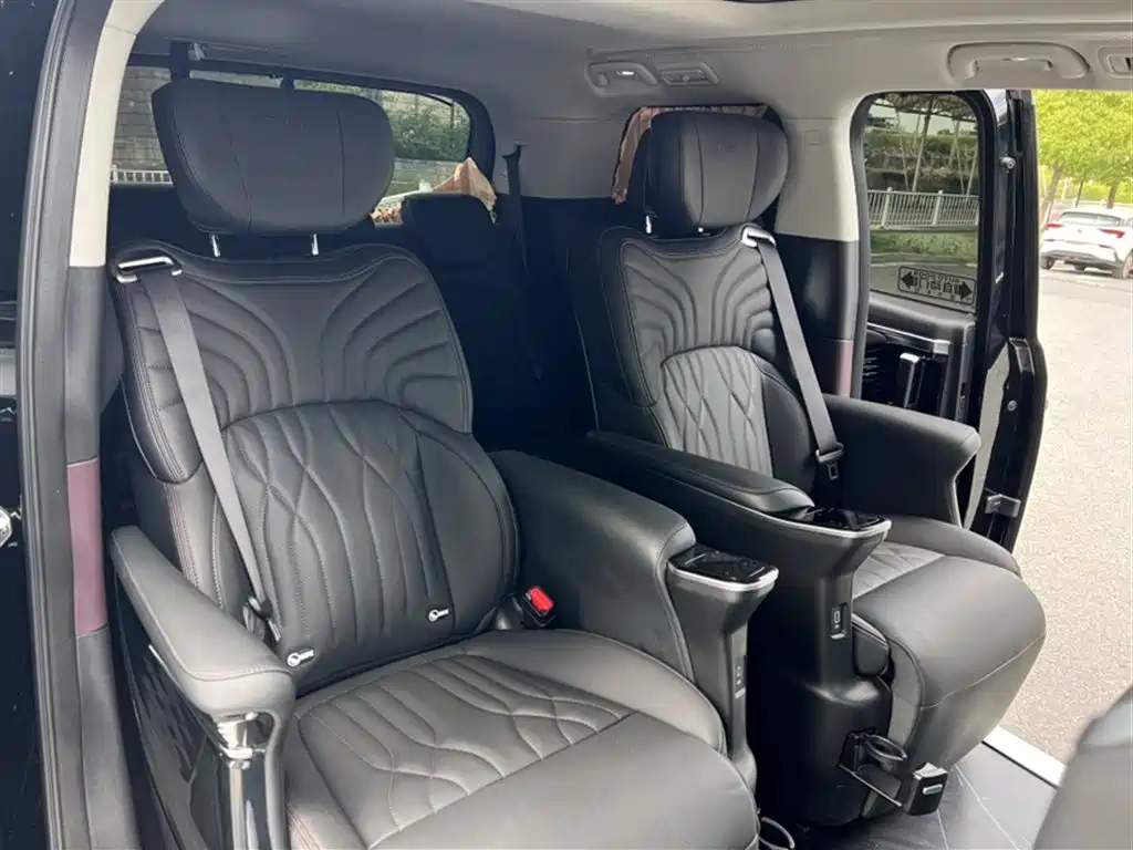 GAC Trumpchi Trumpchi M8 2024 Master Series 400T Premium Edition фото 18
