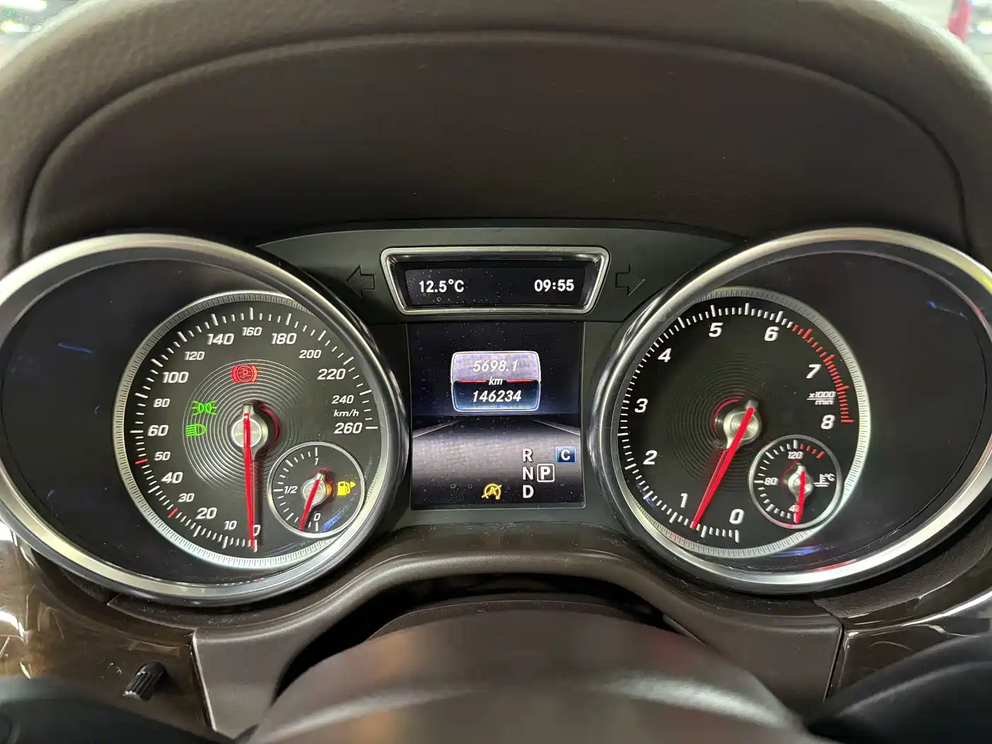 Mercedes-Benz GLS 2018 GLS 400 4MATIC Luxury фото 15