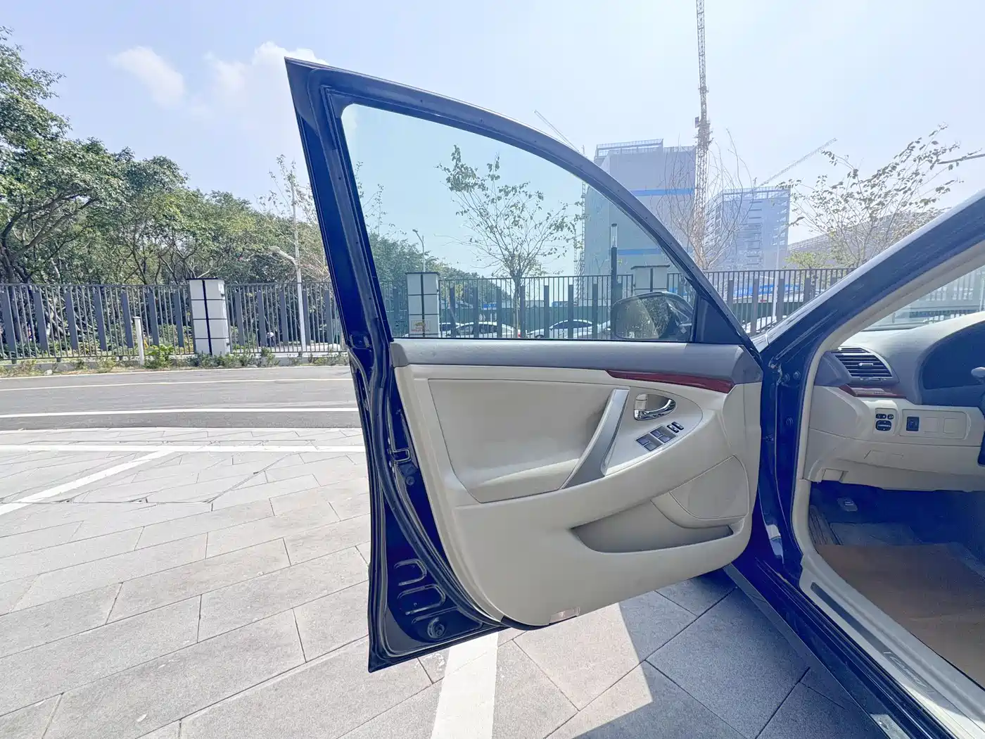Toyota Camry 2013 200E Classic Elite Edition фото 24
