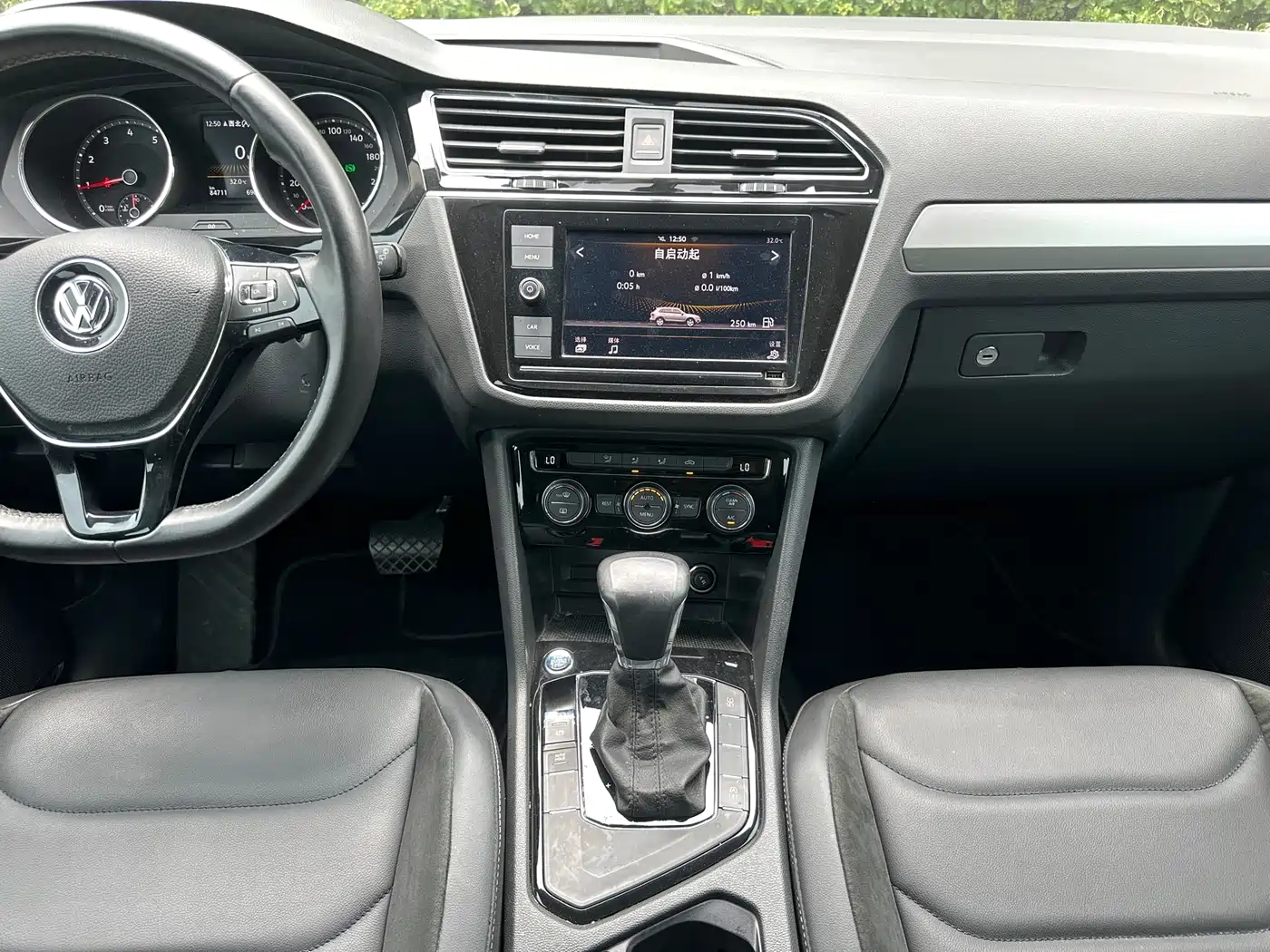 Volkswagen Tiguan L 2018 280TSI Automatic 2WD Comfort фото 14