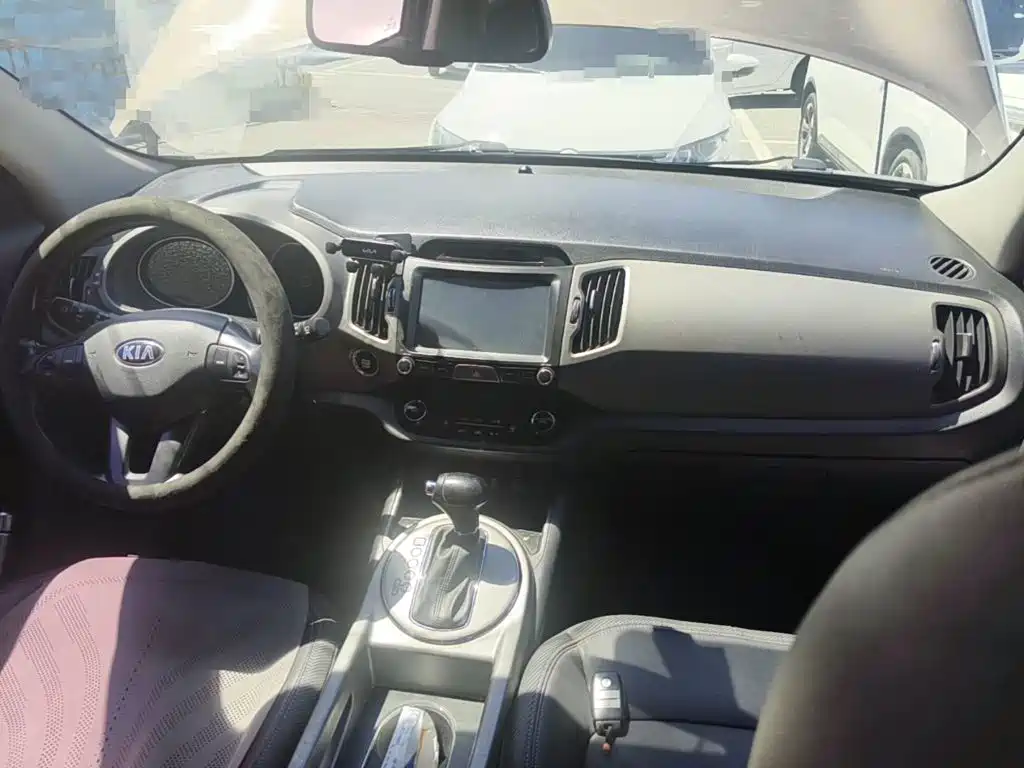 Фото 12 - Kia Sportage