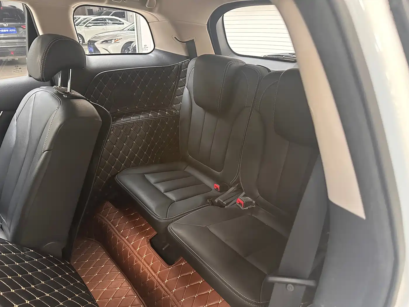 BYD Song MAX 2017 1.5T Auto Smart Elite 7-Seater фото 16
