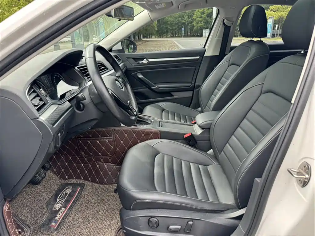 Volkswagen Lamando 2019 280TSI DSG Comfort Edition China V фото 17