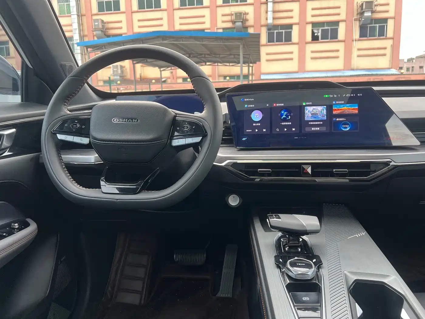 Changan Oshan Z6 EV 2023 2023 Smart Electric iDD 150KM Flagship PLUS Smart Parking Edition