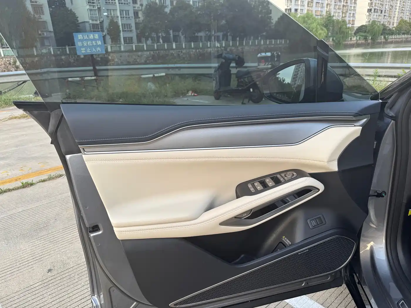 BYD Song L EV 2023 2024 Model 662km Excellence