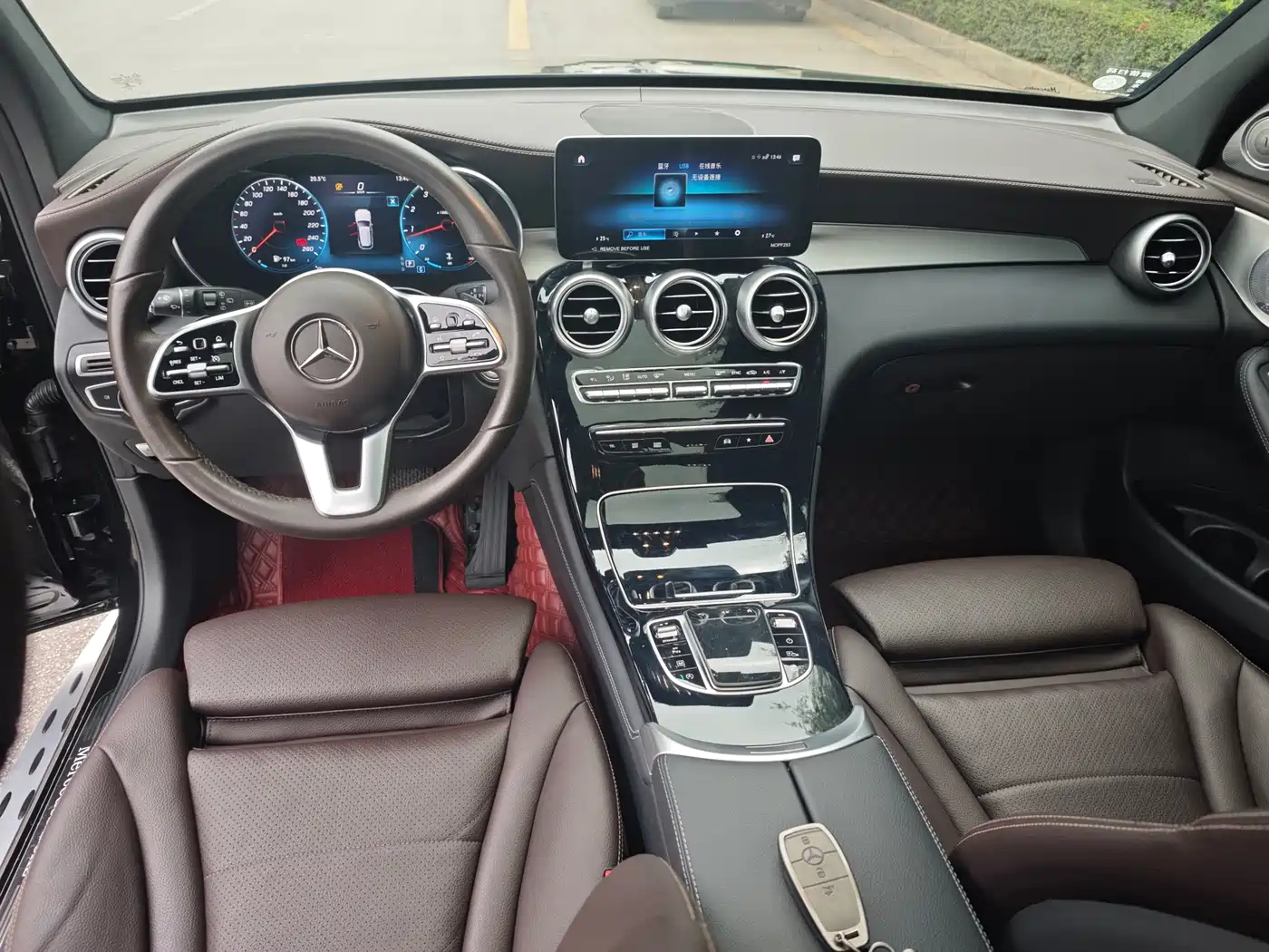 Mercedes-Benz GLC 2022 Facelift GLC 260 L 4MATIC Dynamic фото 8