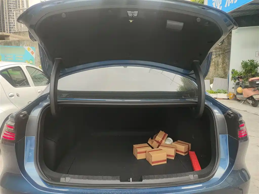 Geely Galaxy Galaxy A7 2025 EM-i фото 19