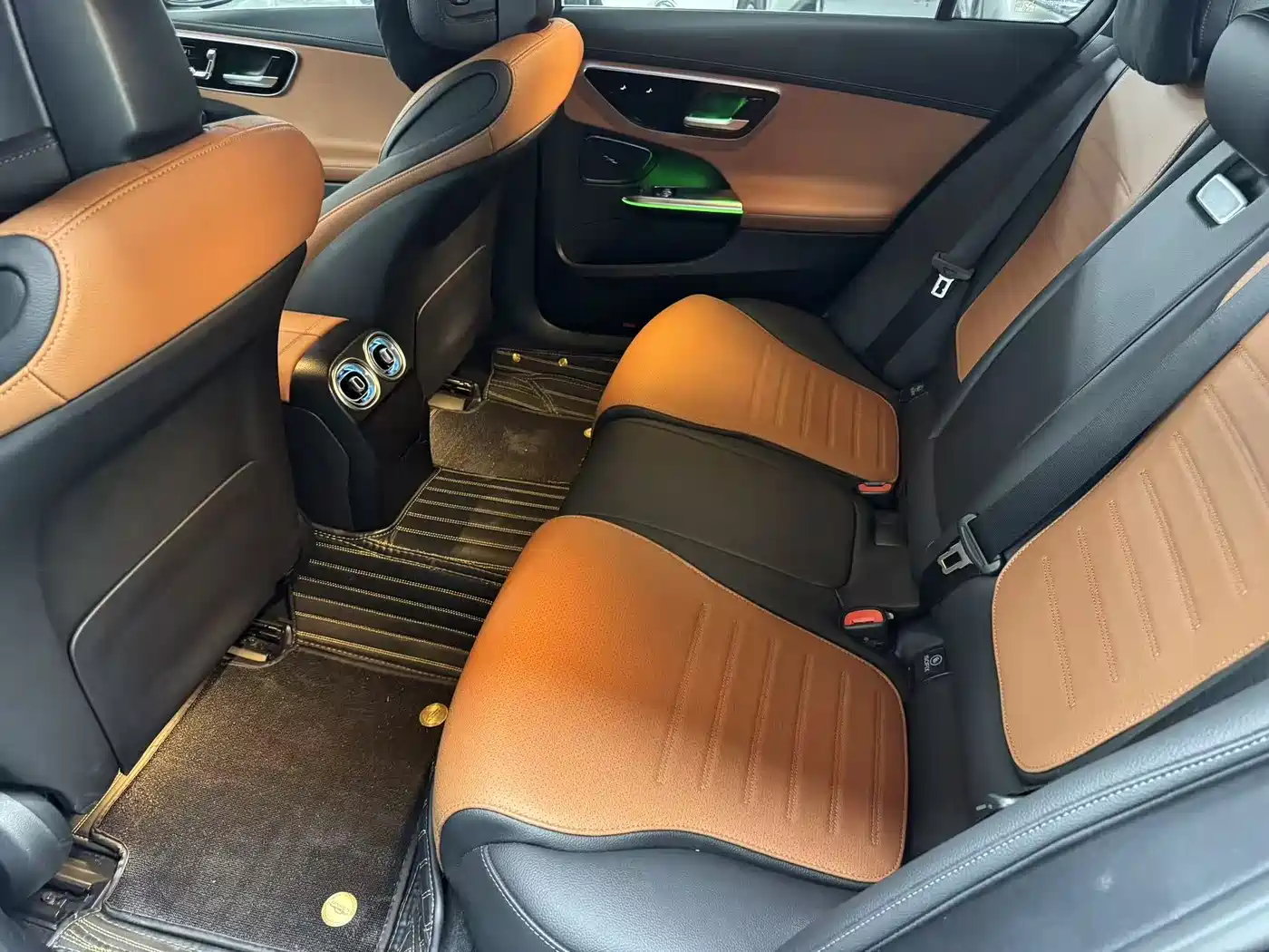 Mercedes-Benz C-Class 2024 Facelift III C 260 L Sport фото 6