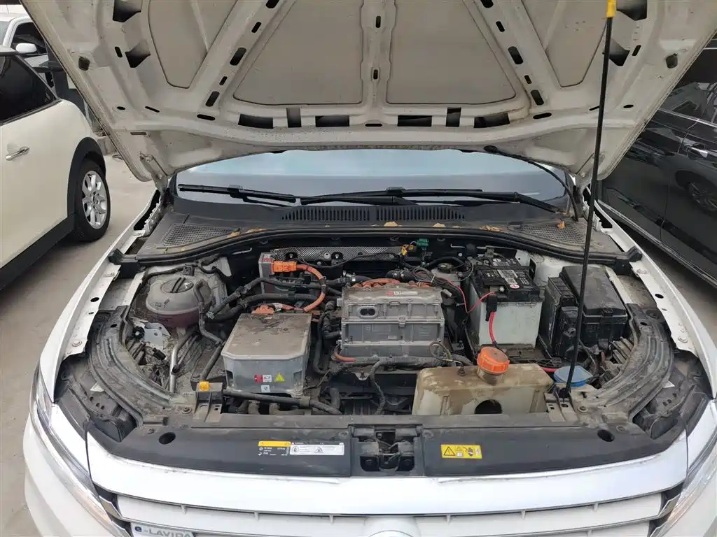 VOLKSWAGEN Lavida Pure Electric