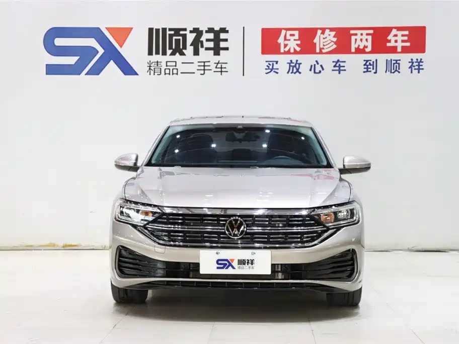 Volkswagen Sagitar 2023 300TSI DSG Surpassing Edition фото 2