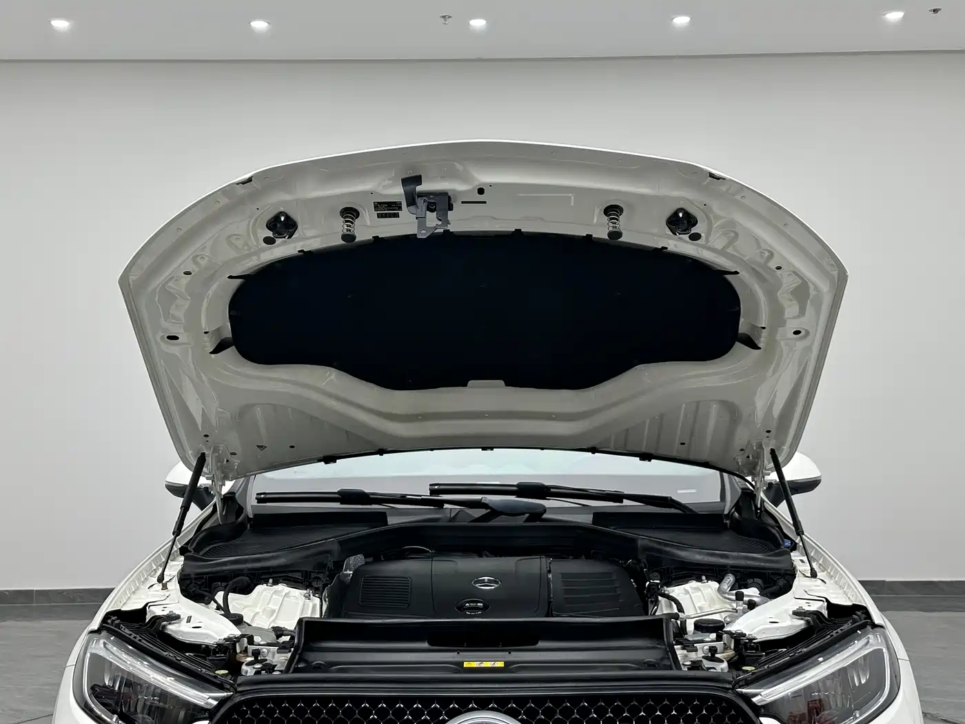 Mercedes-Benz GLC 2024 GLC 260 L 4MATIC Luxury 5-seater фото 28