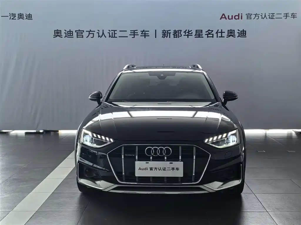 Audi A4 (Import) 2023 Model allroad quattro фото 3