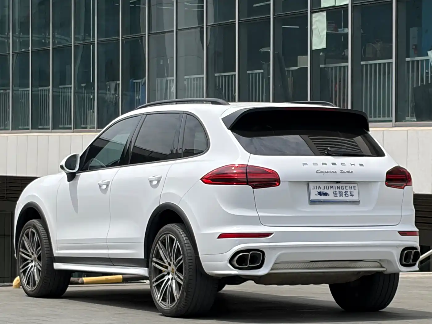 Porsche Cayenne 2015 Cayenne Turbo 4.8T фото 5